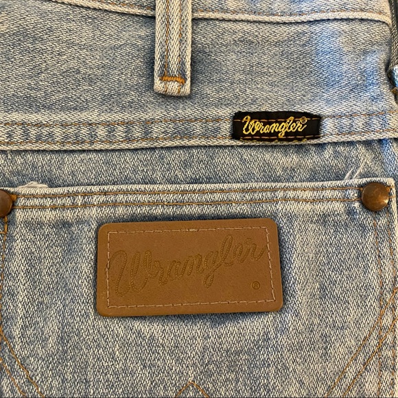 Vintage Wrangler classic style jeans, light blue, regular cowboy cut fit - Picture 7 of 10